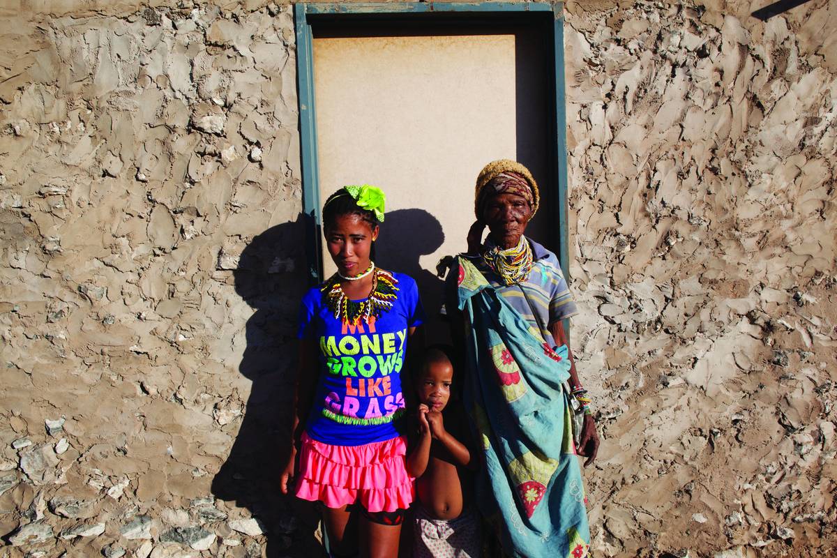 Generations of Jul’hoansi: extended family of |Kunta Boo and N!ai, Tloka, Bushmanland, Namibia, 2014