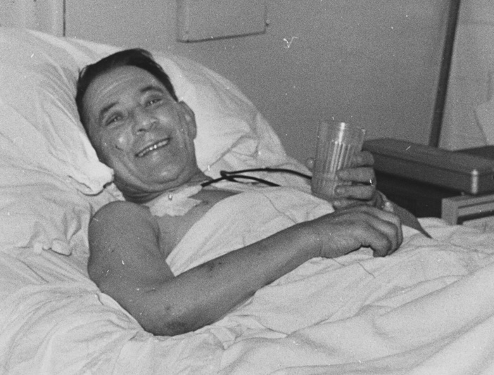Louis Waskhansky smiles after undergoing the world’s first successful heart transplant at Groote Schuur Hospital in 1967.