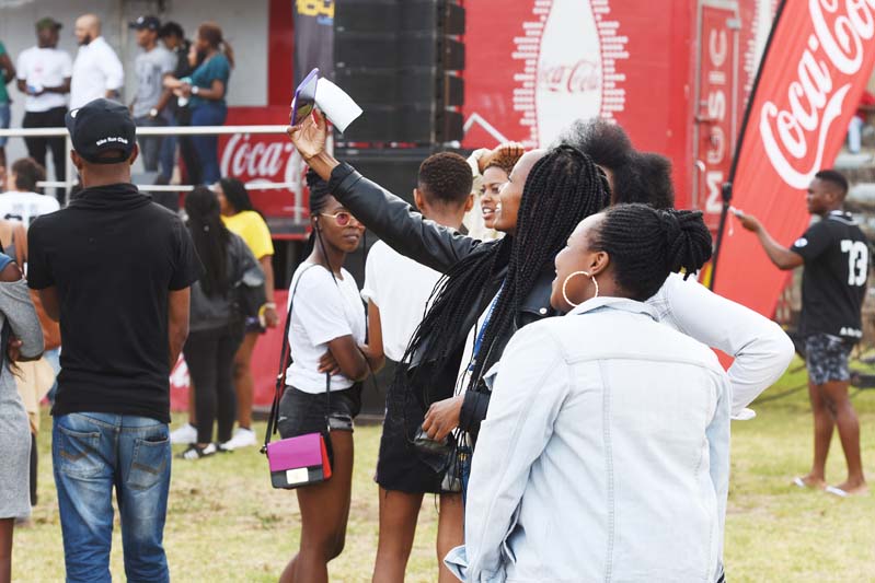 Students take selfies at the Freshers Braai. The braai was an opportunity for first-years to make new friends, and settle in on campus.