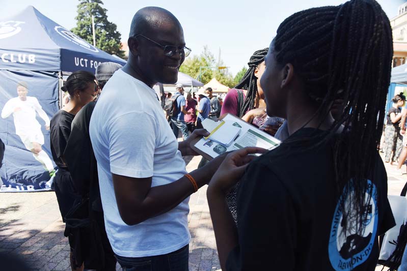 Plaza Week gives clubs and societies the opportunity to promote their activities to new students on campus.