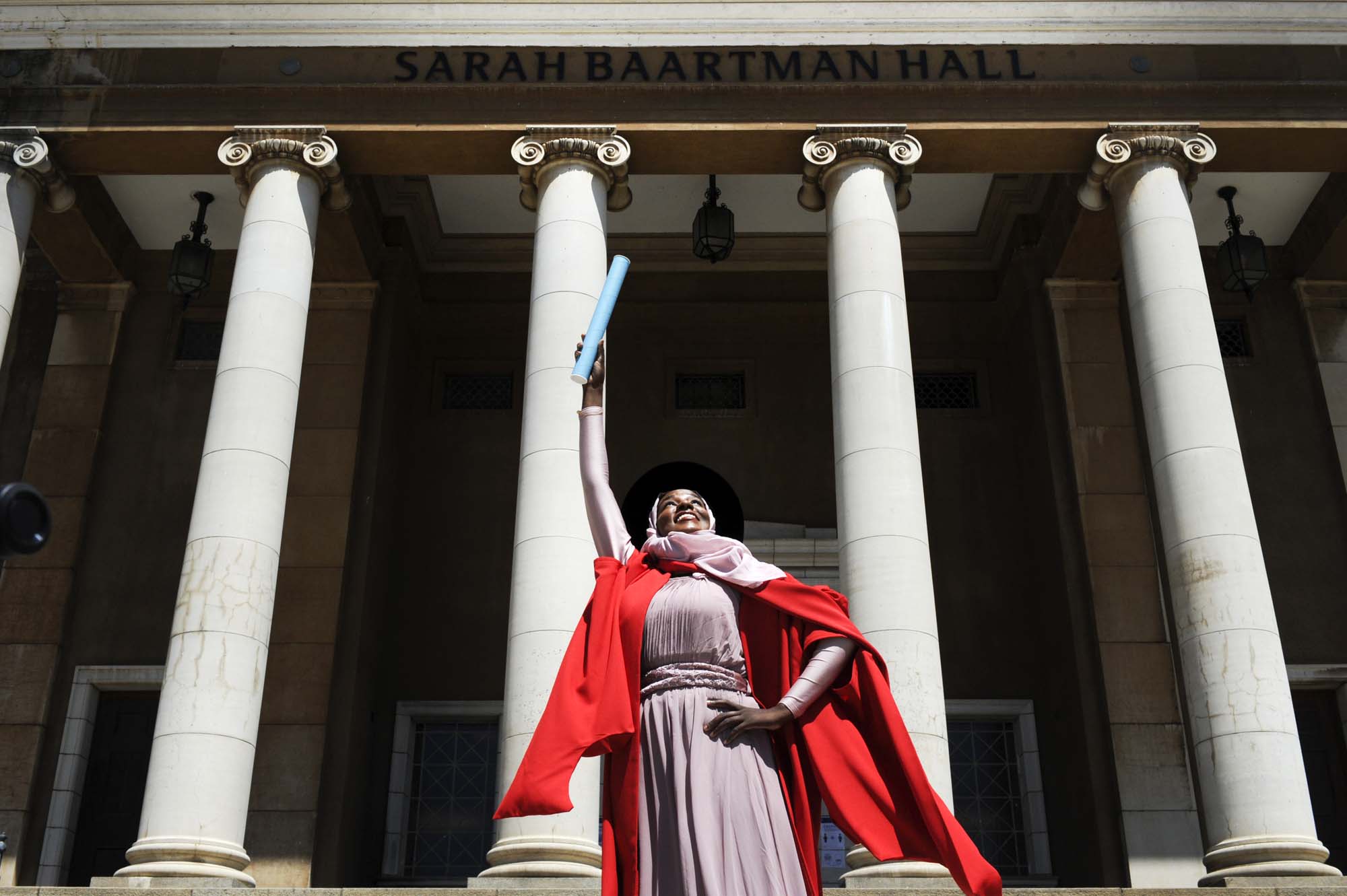The December 2020 graduation season was celebrated online in virtual graduation celebratory events, but VC Prof Mamokgethi Phakeng met with some of the graduates in person on the steps of Sarah Baartman Hall.