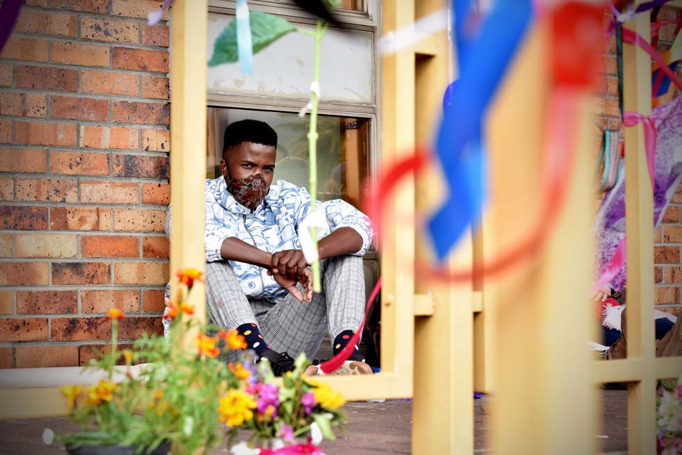 On the anniversary of Uyinene Mrwetyana’s death, members of the community visited the Clareinch Post Office to pay their respects and leave tokens of remembrance