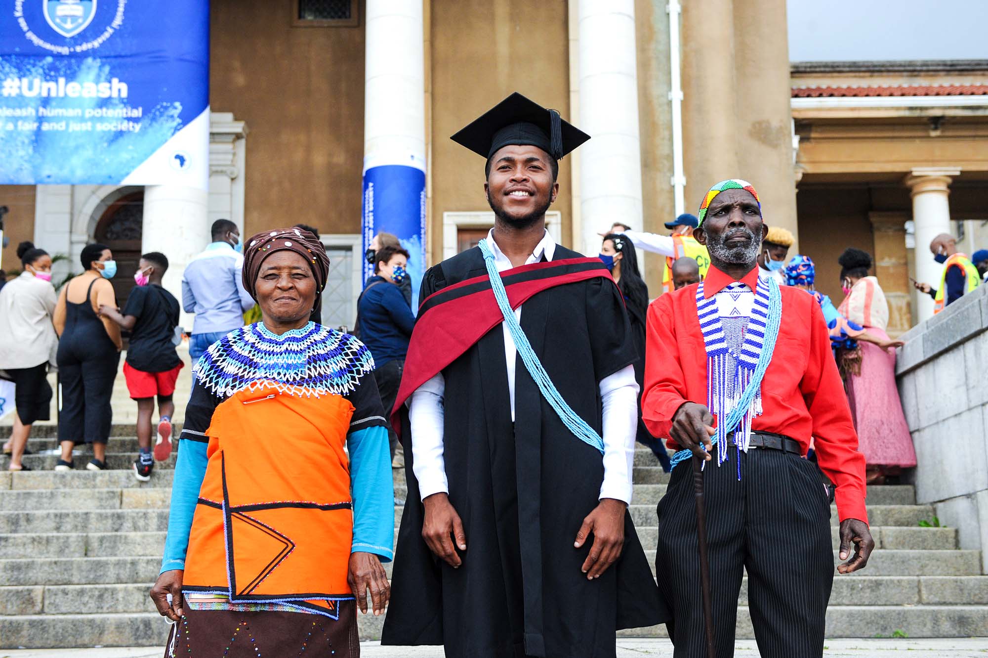 The Commerce and Humanities faculties had their graduation walk  of celebration on 13 December 2021 on the steps in front of the Sarah Baartman Hall as a ceremonial and symbolic gesture of their graduation, recognising that COVID-19 has changed the university&rsquo;s usual ways of celebrating graduation.