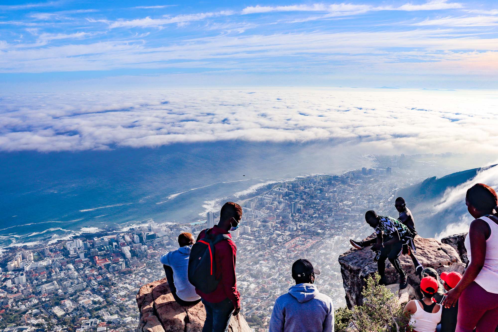 Vice-Chancellor Mamokgethi Phakeng and the Mastercard Foundation Scholarship Programme students took on the challenge of the difficult hike up Lion&rsquo;s Head on Saturday morning, 12 June 2021.