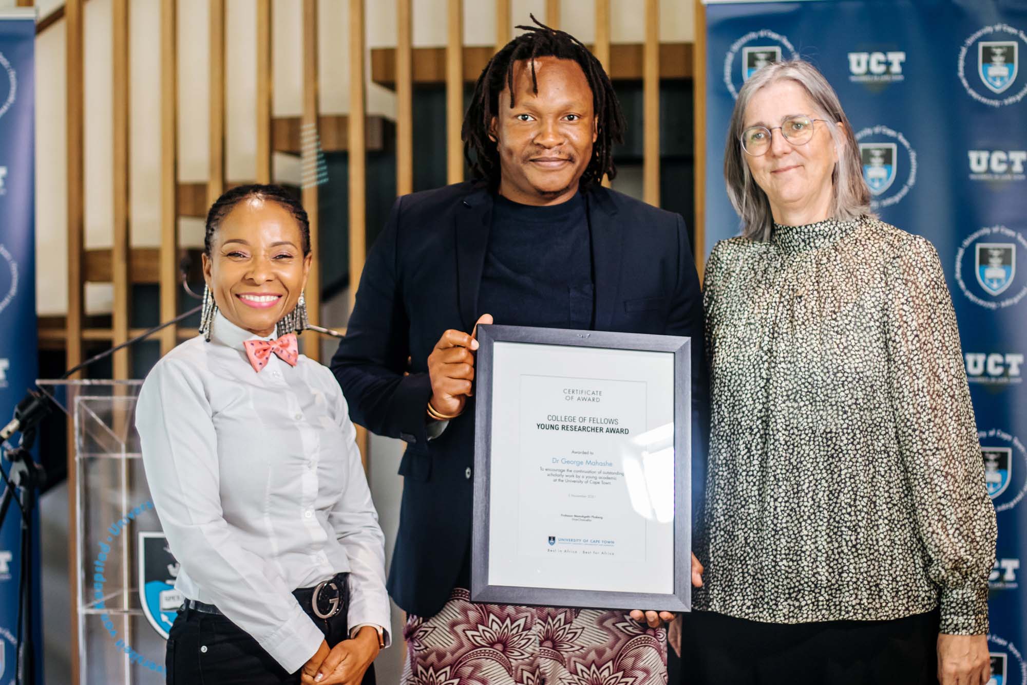 The annual UCT College of Fellows 2021 cocktail reception was held at the Skotnes Restaurant, Norval Foundation Art Museum in Tokai. Hosted by the Vice-Chancellor, Professor Mamokgethi Phakeng, with Deputy Vice-Chancellor: Research & Internationalisation, Professor Sue Harrison as co-host. The event included the handover of College of Fellows Young Researcher Awards 2021.
