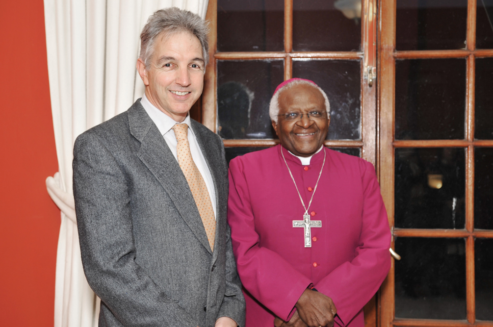 Archbishop Emeritus Desmond Tutu, pictured here with Dr Max Price during his first official function as UCT Vice-Chancellor, during the Difficult Dialogues panel discussions in 2008. The aim of the discussions was to encourage ordinary South Africans to deliberate on the present state of their communities.