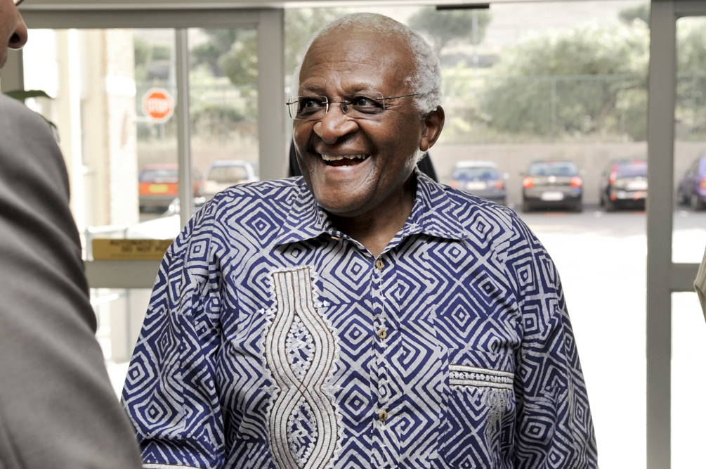 Archbishop Emeritus Desmond Tutu attending the Faculty of Health Sciences’ valedictory lecture in February 2008.