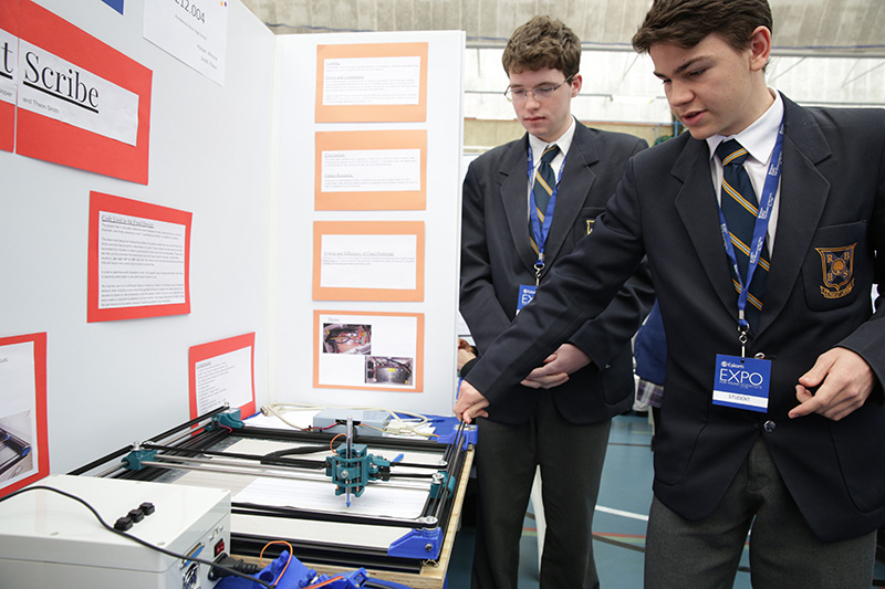 Expo showcases young scientists