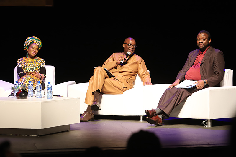 VC Prof Mamokgethi Phakeng in conversation with UCT president of Convocation Prof Eddy Maloka and UCT Association of Black Alumni chair Justice Luthuli