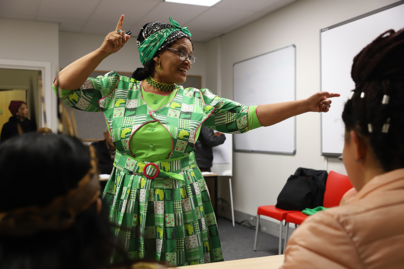 Warm welcome for historic Khoekhoegowab language course