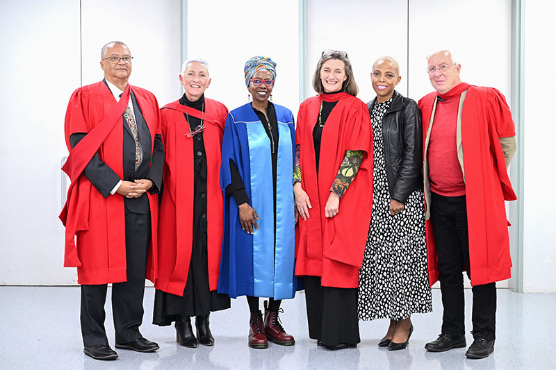 Prof Catherine Orrell (third from right) with (from left) Assoc Prof Lionel Green-Thompson, the dean of the Faculty of Health Sciences; Prof Linda-Gail Bekker, the deputy director of the Desmond Tutu HIV Centre; Prof Elelwani Ramugondo, the deputy vice-chancellor for Transformation, Student Affairs and Social Responsiveness; Prof Mashiko Setshedi, the chair and head of the Department of Medicine at UCT; and Emer Prof Robin Wood, the CEO of the Desmund Tutu HIV Foundation and director of the Desmond Tutu HIV Centre