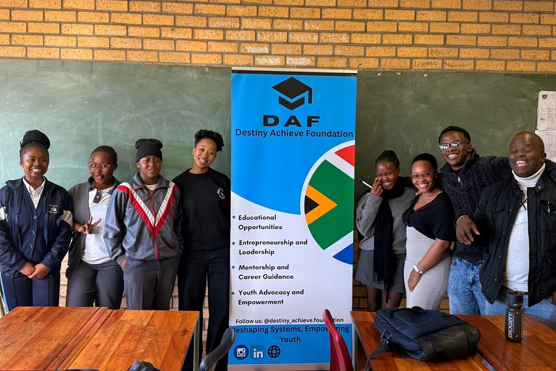 The DAF team with some of Khulani High School’s pupils