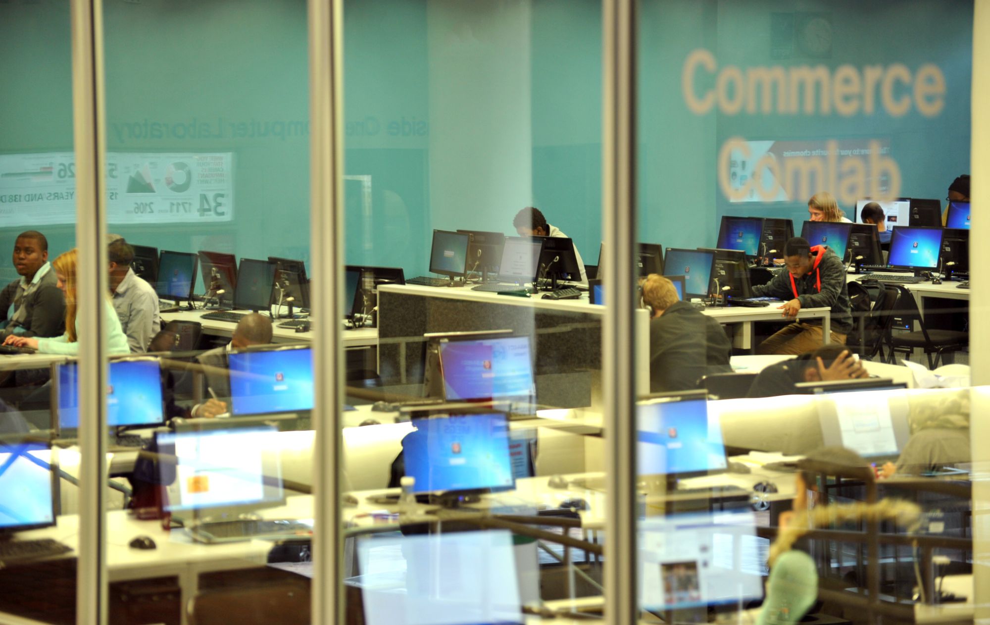 Campus Life 2026 - Your studies - Commerce