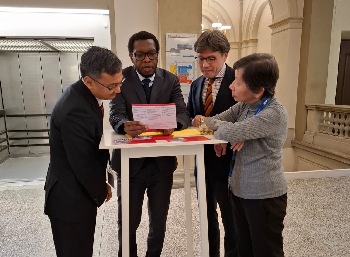 VC Professor Mosa Moshabela engaged in conversation with IARU colleagues around the drivers of change for universities.
