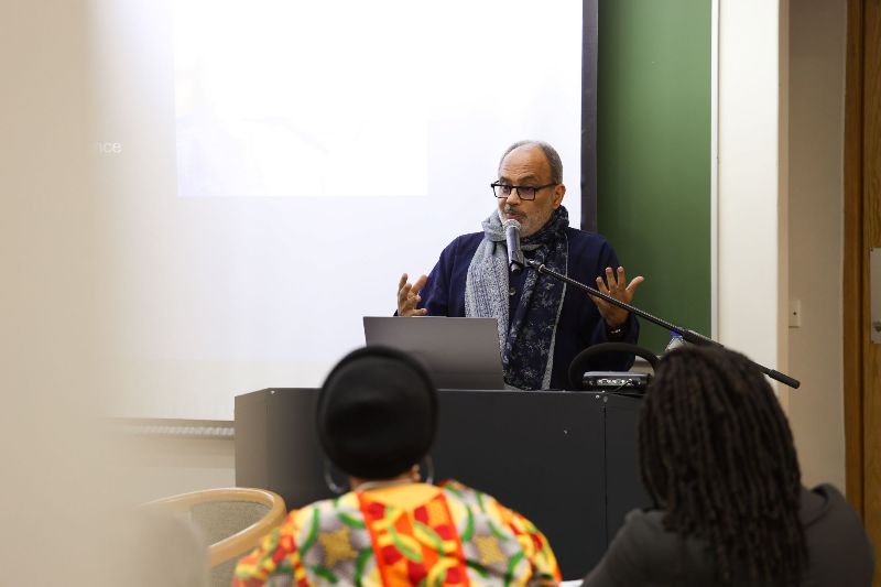 Prof Carlos Lopes